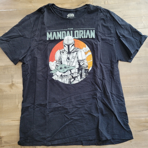 Star Wars Other - STAR WARS Mandalorian Shirt Men 2XL‎ Short Sleeve T-Shirt Black Graphic Tee